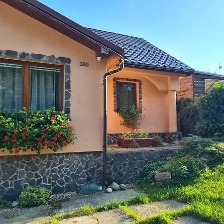 Chalupa Na Hrbku Holiday home *