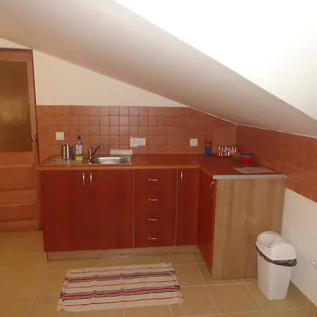 Na Hrbku بيت للعطل *